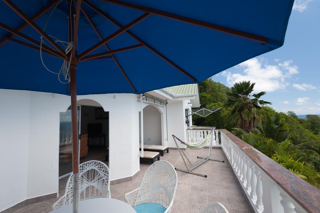 Villa Bel Age Anse Royale Exterior photo